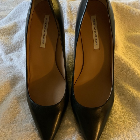 Designer pumps 👠👠👠 - Picture 1 of 4